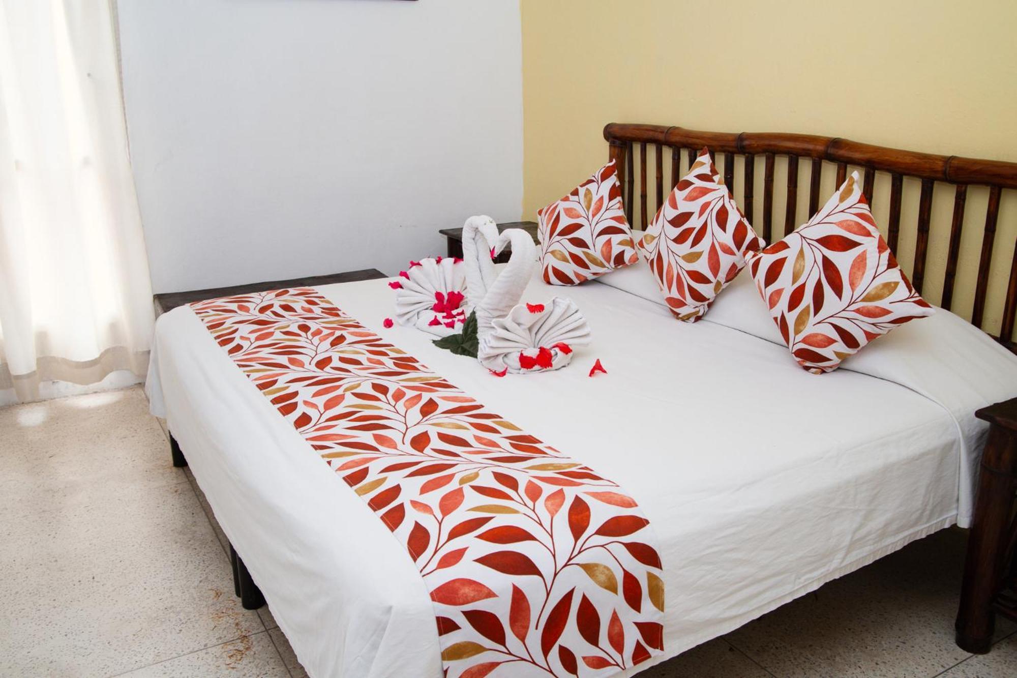 Hotel Zihua Caracol Zihuatanejo Exterior foto