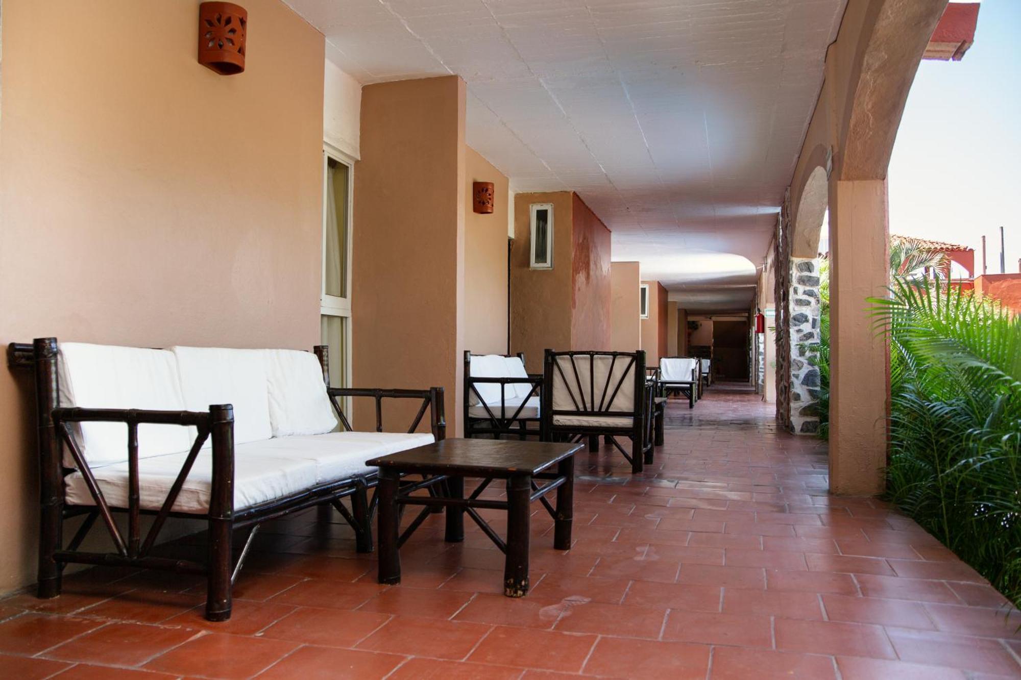 Hotel Zihua Caracol Zihuatanejo Exterior foto