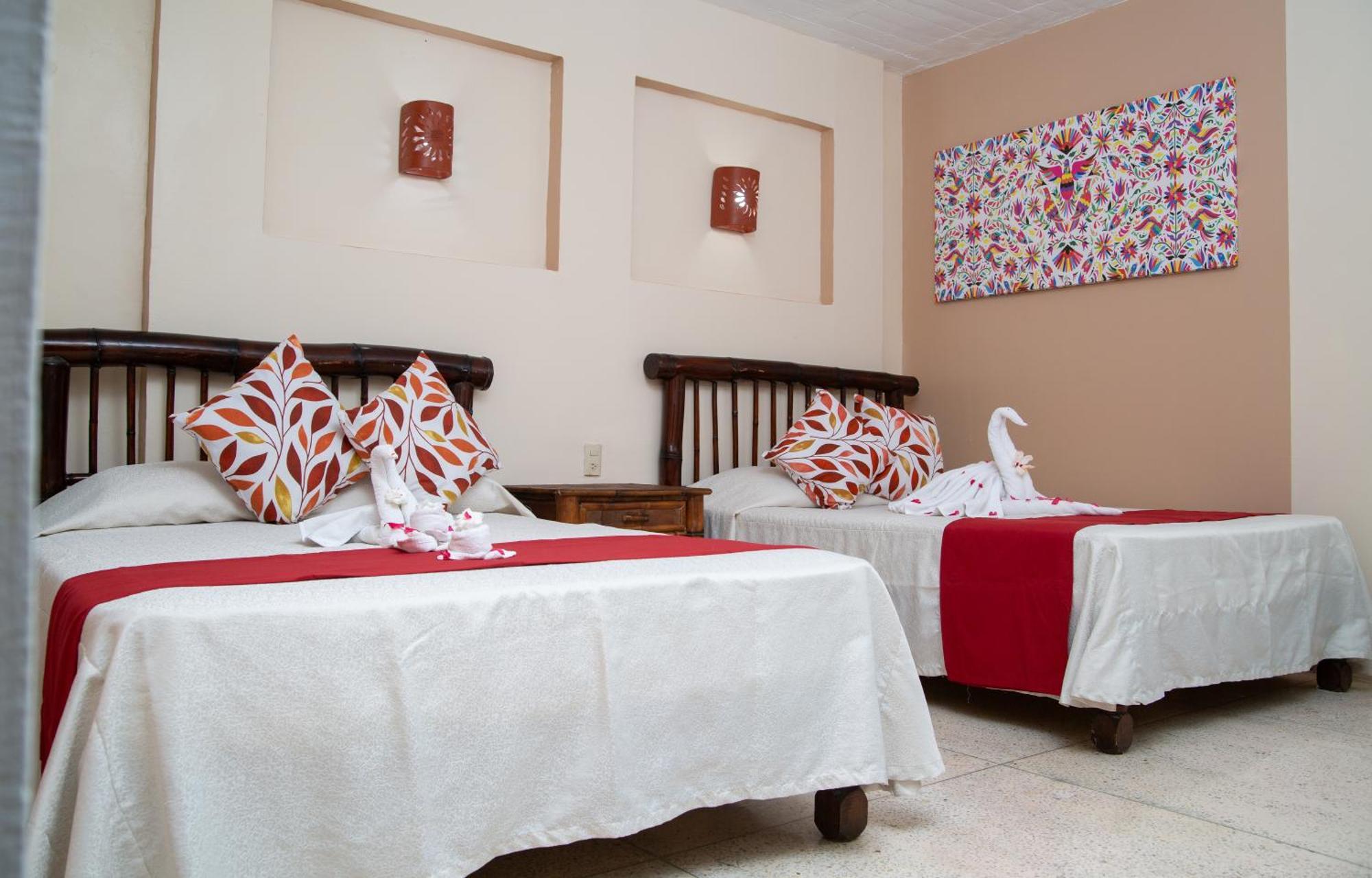 Hotel Zihua Caracol Zihuatanejo Exterior foto